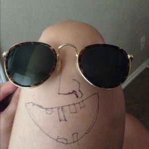 Meet your Posher, Ray